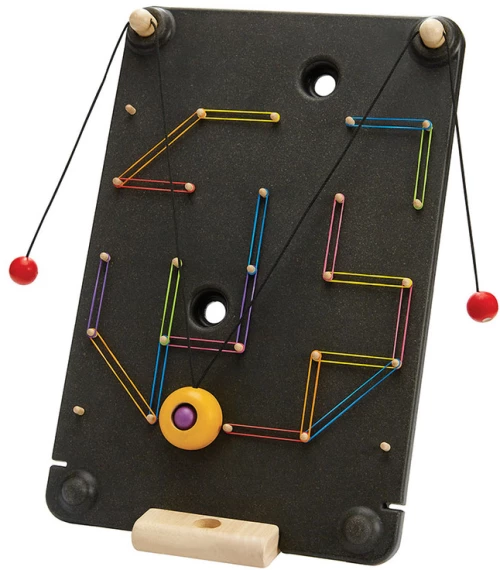 Ξύλινο Παιχνίδι Τοίχος με τροχαλίες της Plan Toys