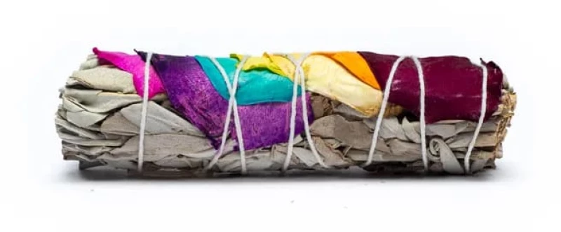 White Sage Smudge 7 Chakra Stick - Ραβδί Θυμιάματος Λευκό Φασκόμηλο με Ροδοπέταλα