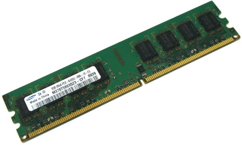 SAMSUNG DIMM RAM2GB 2Rx8 PC2-6400U-666-12-E3 DDR2 800MHz CL6 240-pin (Bulk)