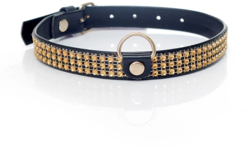 Collar studs