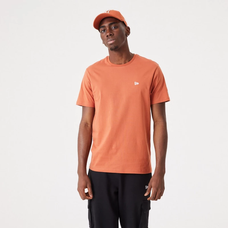 NEW ERA NE ESSENTIALS TEE NEWERA  RDWWHI 60332300 NEW ERA Καφέ