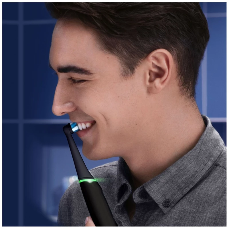 Oral-B - iO6S Black Lava / Health and Personal Care