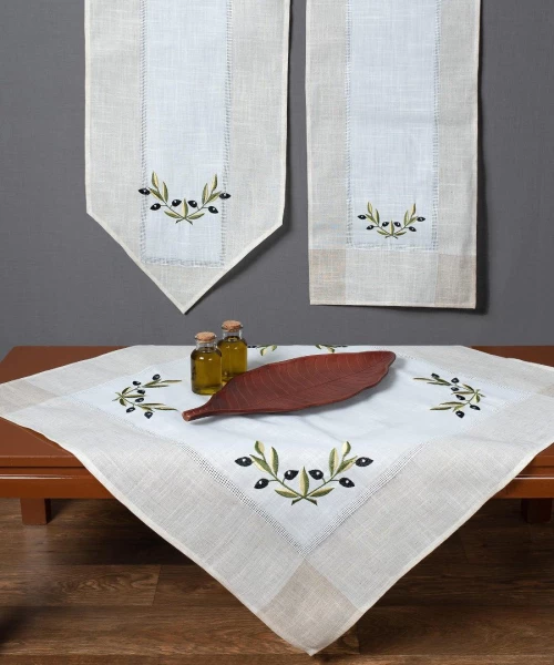 Τραπεζομάντηλο bg23a (160cm x 250cm) oval ivory με μαύρη ελιά Silk Fashion