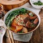 Σούπα Στιγμής Νουντλς Vifon Oriental Style Instant Noodle Beef Flavour 70g