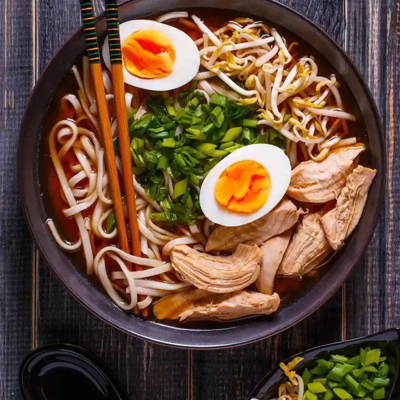 Στιγμιαία Νούντλς Nissin Soba Cup Noodles Peking Duck Flavour 87g