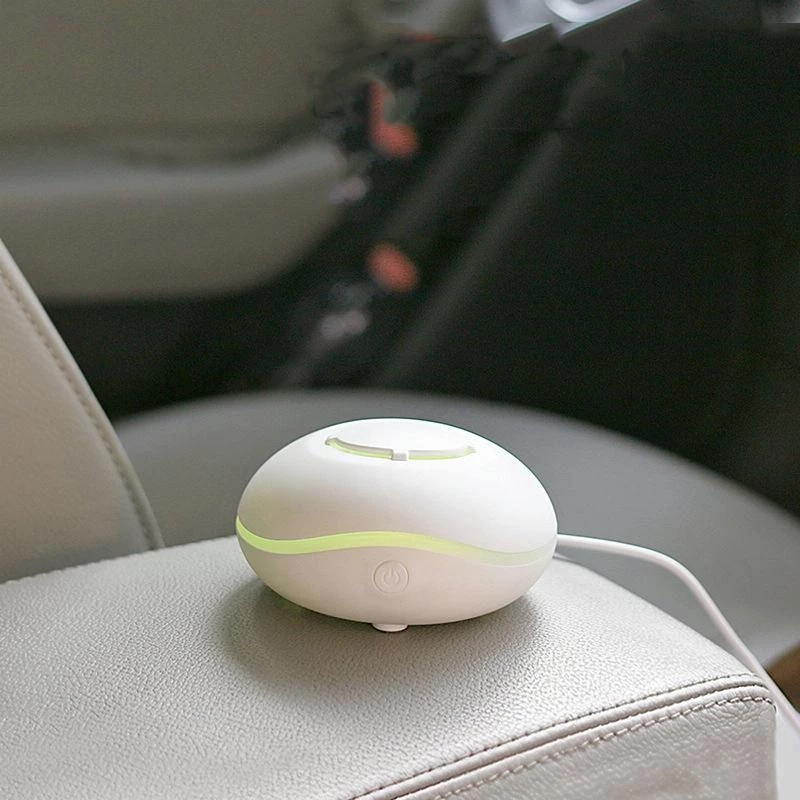 Mini Essential Oil Car Aroma Diffuser USB Portable Small Fragrance Diffuser Colorful Light Waterless Household Fragrance Diffuser, Colour: White(Anhydrous) (OEM)