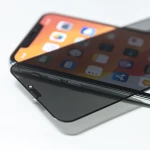 Tempered glass Privacy for iPhone 13 / 13 Pro 6,1" / 14 6,1"