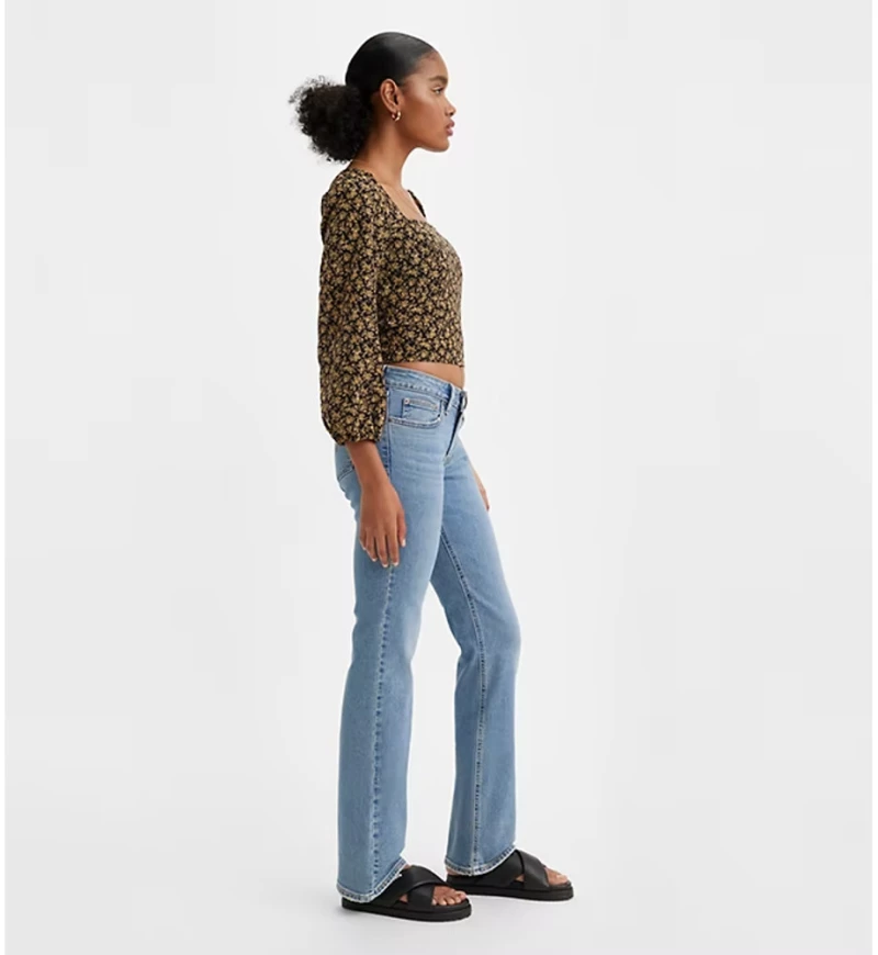 Levi's® Women's SUPERLOW BOOTCUT JEANS