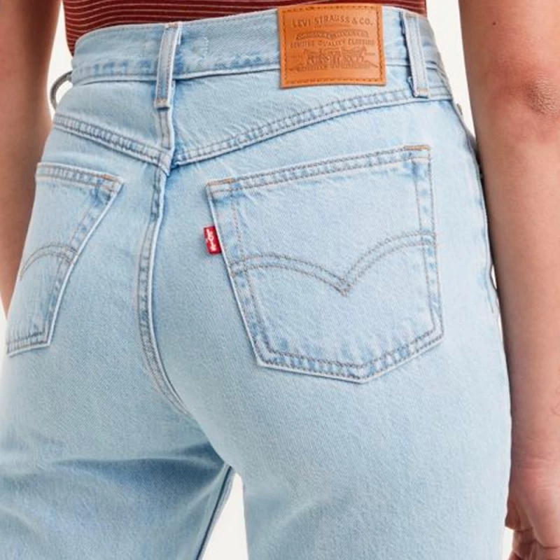 Levi's® Women's 80S Mom Jean