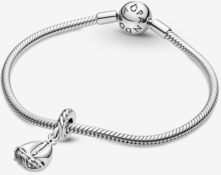 Σύμβολο Pandora με ιστιοπλοϊκό καραβάκι 799439C00