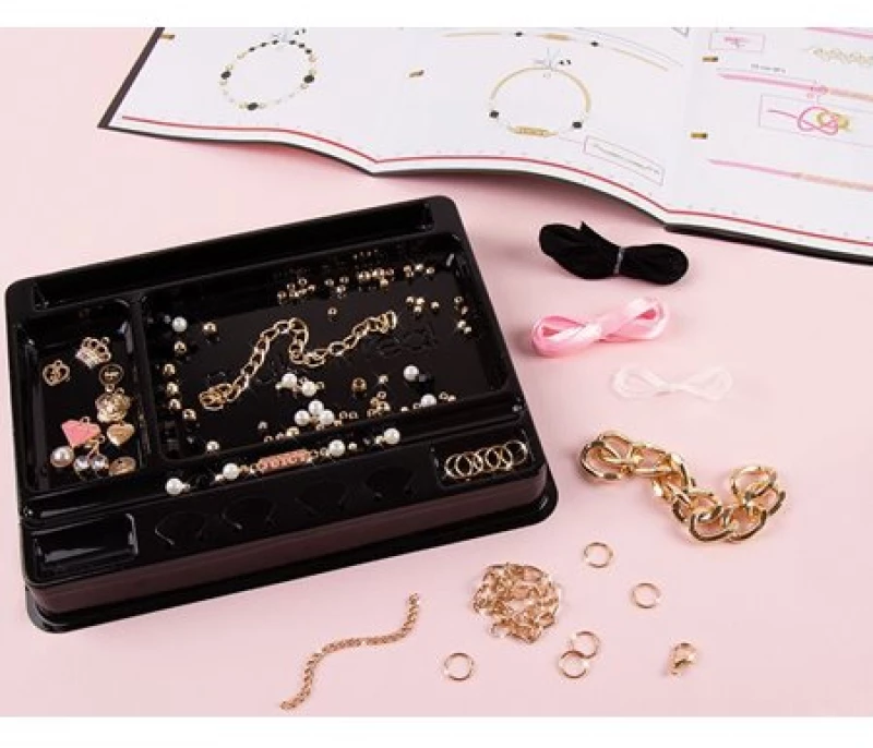Make It Real Juicy Couture Chains & Charms - 4431