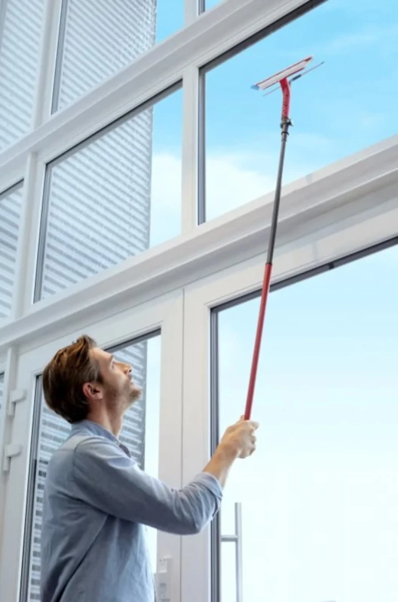 Window Squeegee with Pole Vileda
