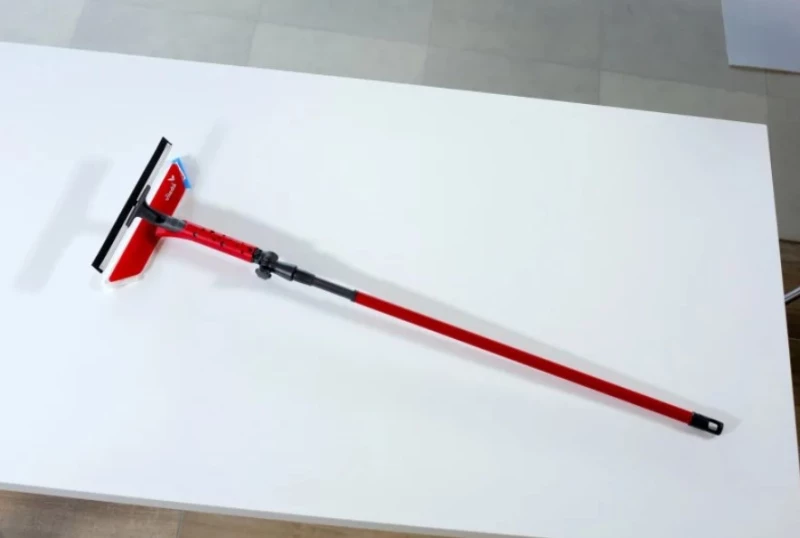 Window Squeegee with Pole Vileda