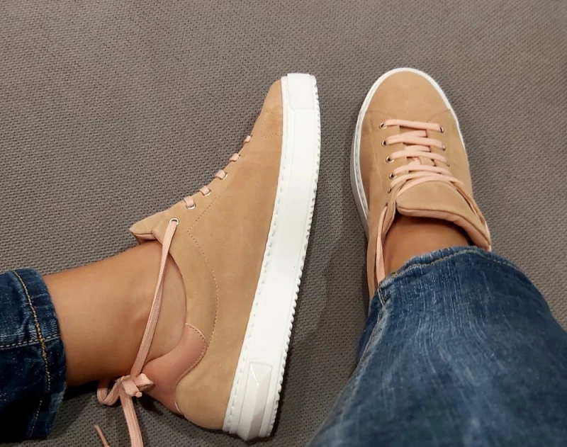 Sneakers καστόρι ροζ