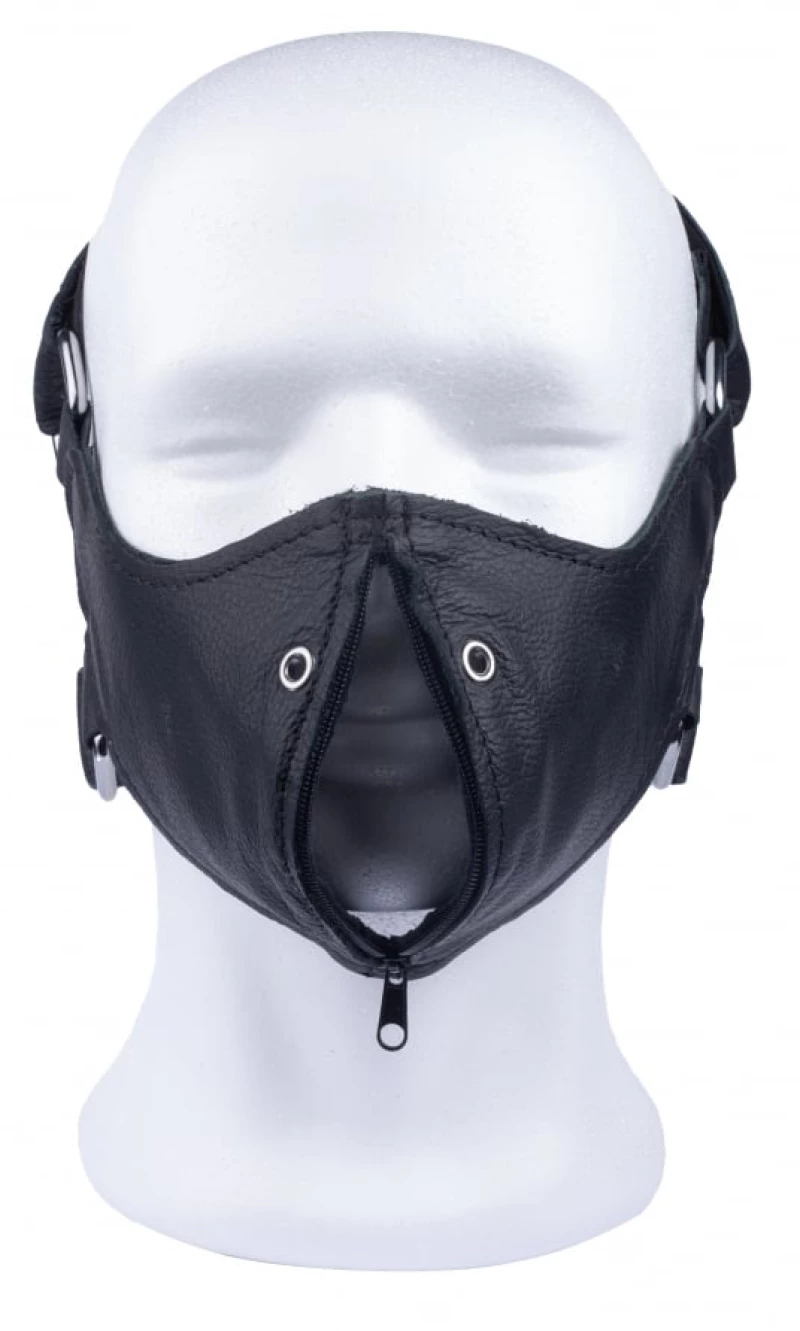 Leather mask with zip
