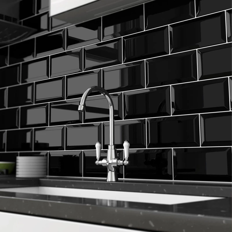 Πλακάκι Black Beveled Glossy 10x20