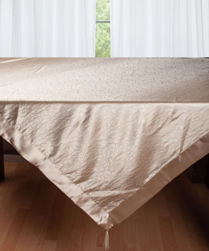 Σατέν τραπεζομάντηλο 2009 λουλούδι (160cm x 220cm) μπέζ - -