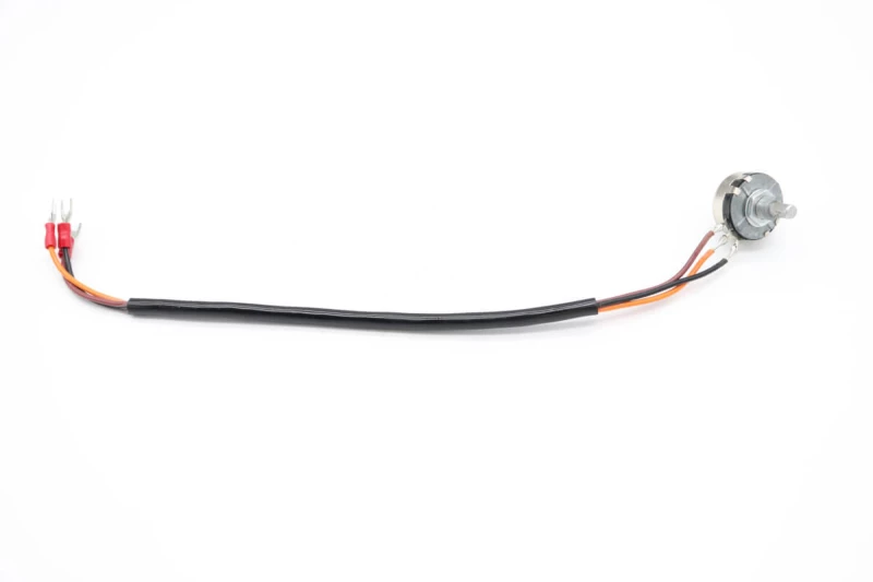 MPM7 - Potentiometer #35 (Om)