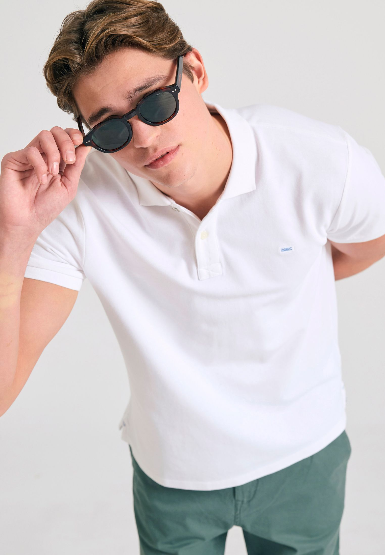 Polo μπλούζα με κεντημένο logo - The essentials - White - FBM011-001-11