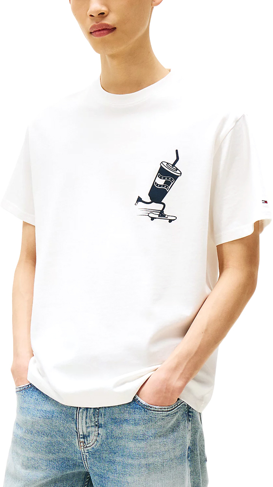 TOMMY HILFIGER TOMMY JEANS SKATER BACK GRAPHIC RELAXED FIT T-SHIRT MEN ΕΚΡΟΥ- ΜΠΛΕ (DM0DM21830-YBL)