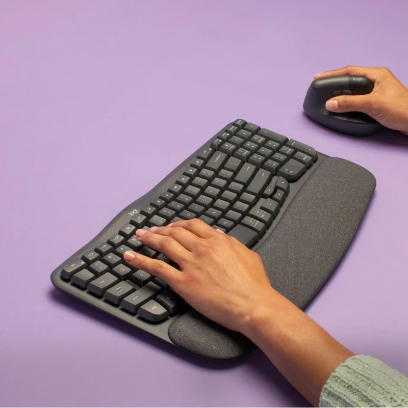 Logitech - Wave Keys / Computers