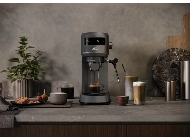 AEG EC6-1-6BST Manual Espresso machine 1 L