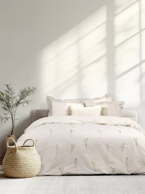 Σετ Σεντόνια Delicate Μπεζ Υπέρδιπλα λάστιχο (1 x 160x200+32 + 1 x 240x260 + 2 Μαξιλαροθήκες Oxford 4 πλευρών 52x72+5)