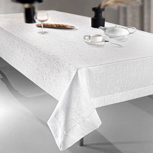 Τραπεζομάντηλο Blast White Guy Laroche 160X220 Πολυέστερ