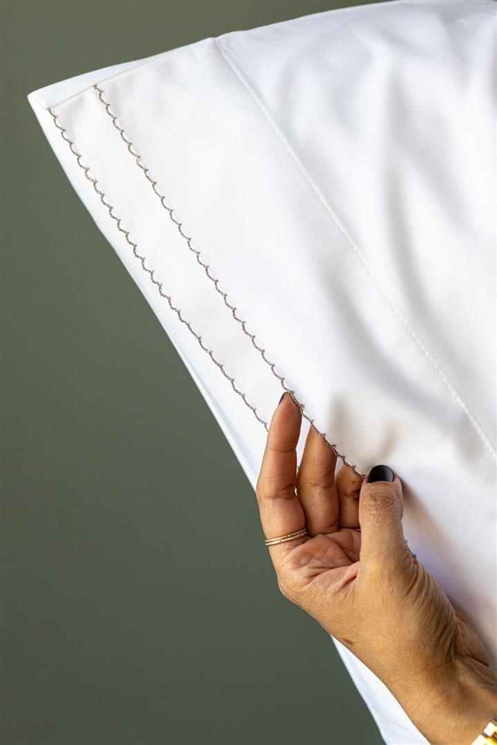 Σετ Σεντόνια Down Town με ραφή Crochet White - King 275 x 290