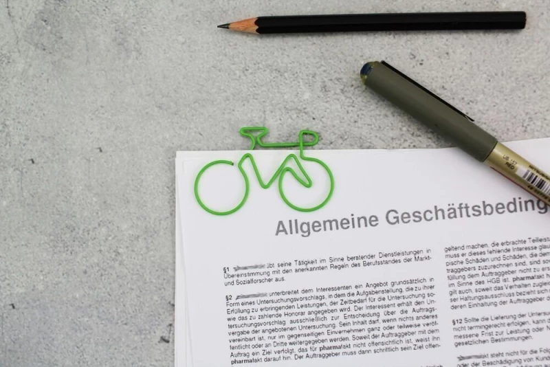 Winkee - Bicycle Clips / Gadgets