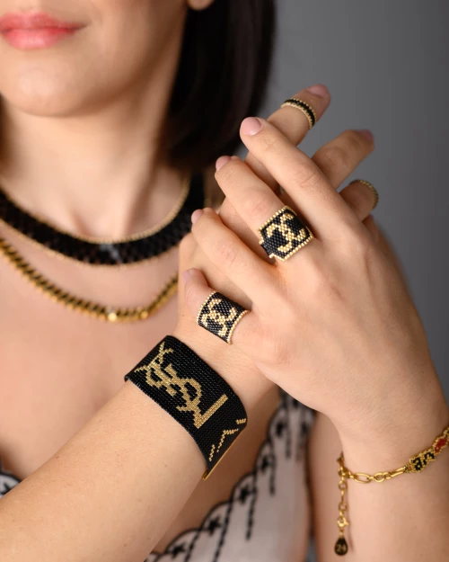 Miyuki Regal Noir Bracelet