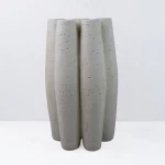 LIBERTA ORIN III ΒΑΖΟ 23x15.5x38cm RESIN ΜΠΕΖ