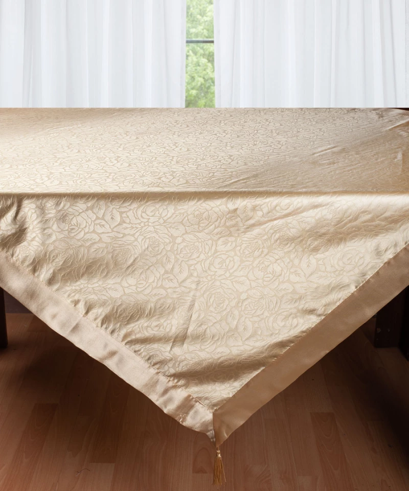 Σατέν τραπεζομάντηλο 2009 λουλούδι (160cm x 260cm) χρυσό