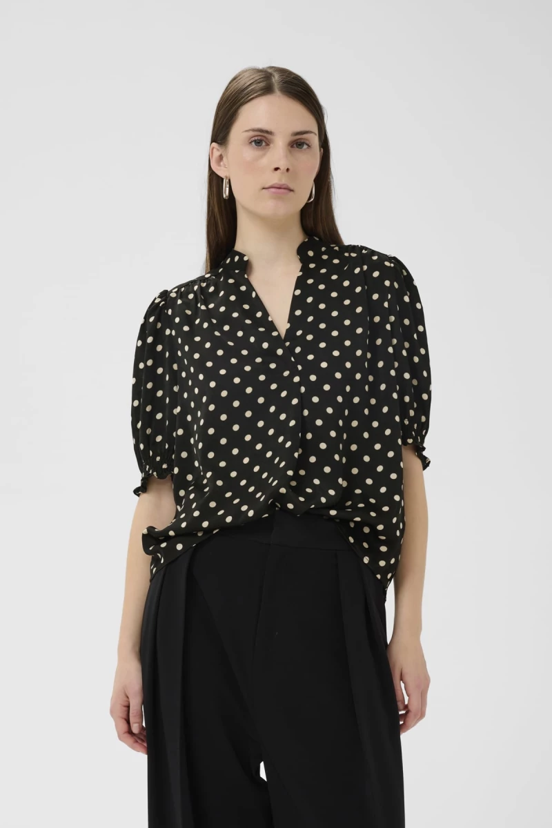 Μαύρη πουά κοντομάνικη μπλούζα Zeema InWear - Μαύρο